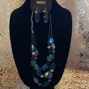 NWT 2 PIECE JEWELRY SET!